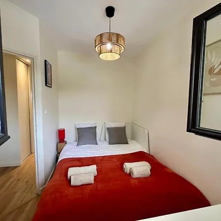 アパート Cozy 2-room *